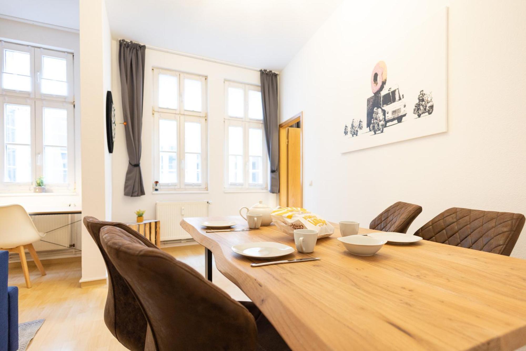 Ko-Living Space An Der Oper - Street Art Design Apartments Halle  Екстер'єр фото
